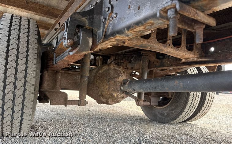 image for item DY0066 2008 Mitsubishi Fuso box truck