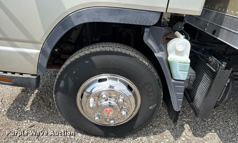 image for item DY0066 2008 Mitsubishi Fuso box truck