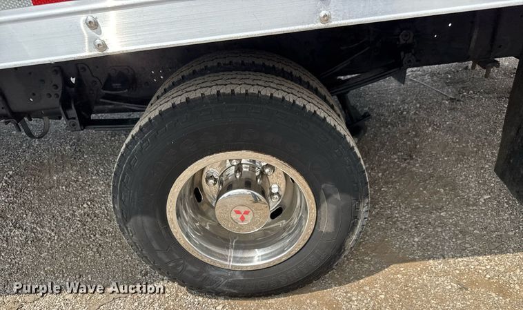 image for item DY0066 2008 Mitsubishi Fuso box truck