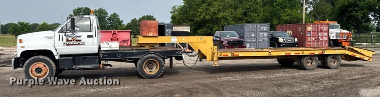 image for item DY0193 1991 Chevrolet Kodiak flatbed truck