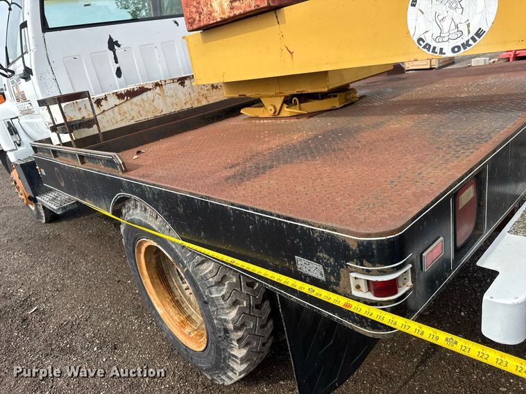 image for item DY0193 1991 Chevrolet Kodiak flatbed truck