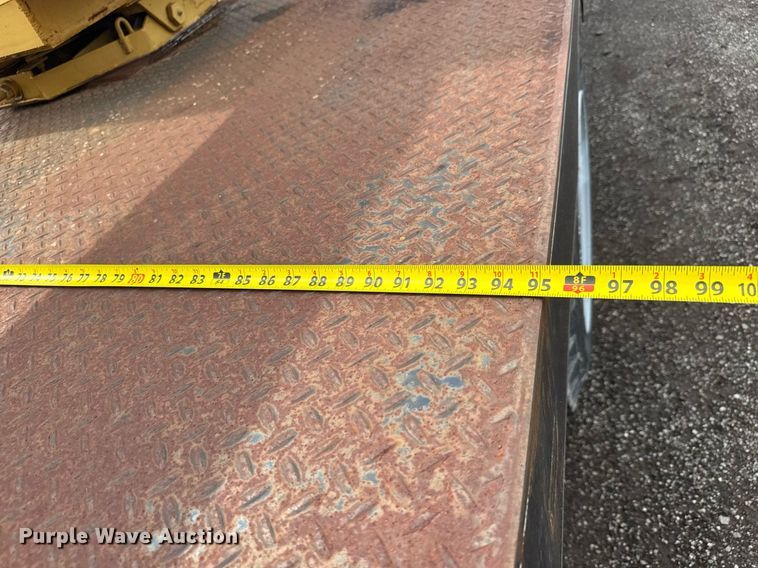 image for item DY0193 1991 Chevrolet Kodiak flatbed truck