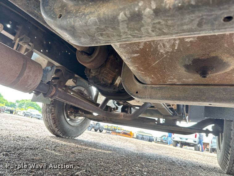 image for item DY0193 1991 Chevrolet Kodiak flatbed truck