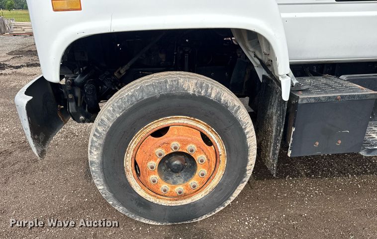 image for item DY0193 1991 Chevrolet Kodiak flatbed truck