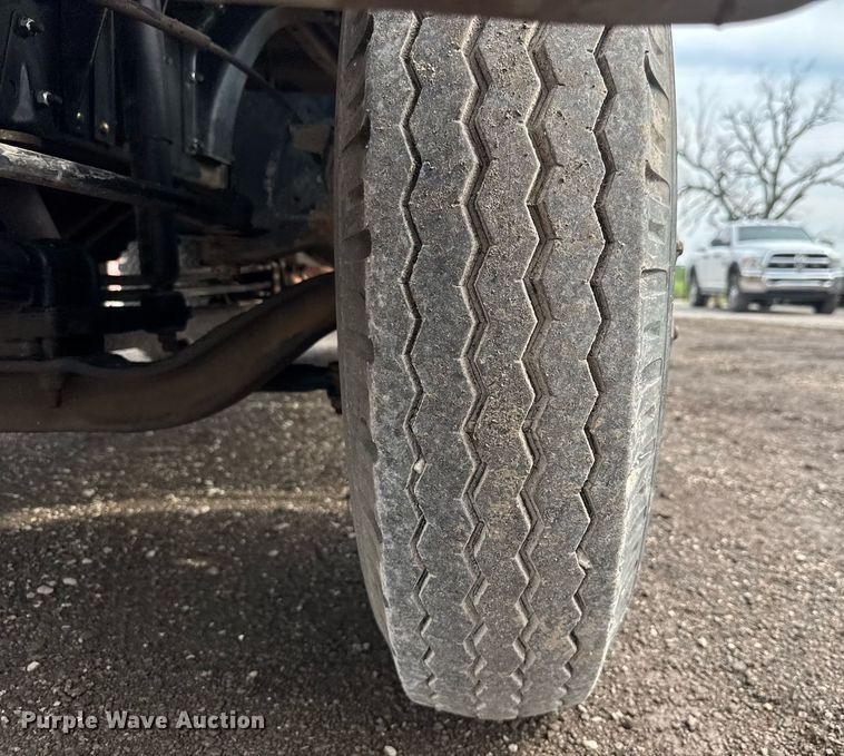 image for item DY0193 1991 Chevrolet Kodiak flatbed truck