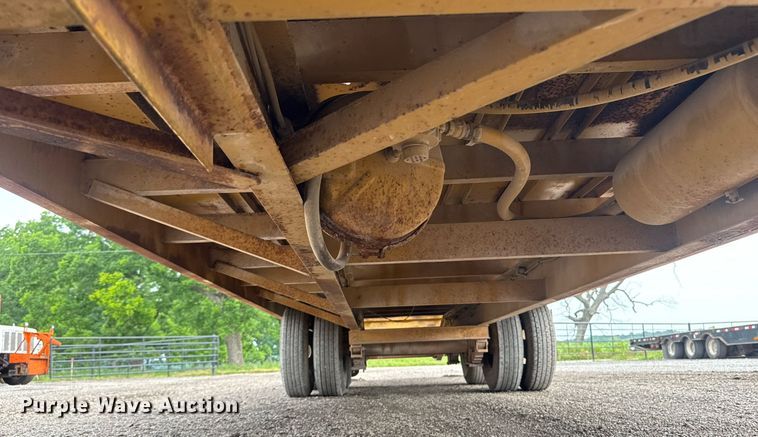 image for item DY0193 1991 Chevrolet Kodiak flatbed truck