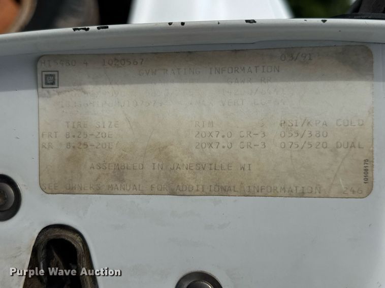 image for item DY0193 1991 Chevrolet Kodiak flatbed truck