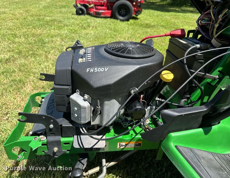 image for item DY0234 2002 John Deere LX277 lawn tractor