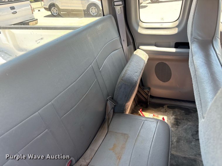 image for item DY0643 2000 Ford F150 SuperCab pickup truck