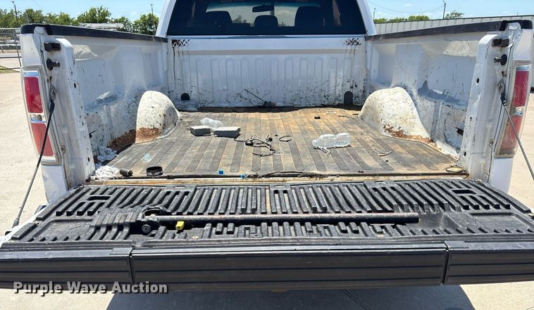 image for item DY0644 2014 Ford F150 SuperCab pickup truck