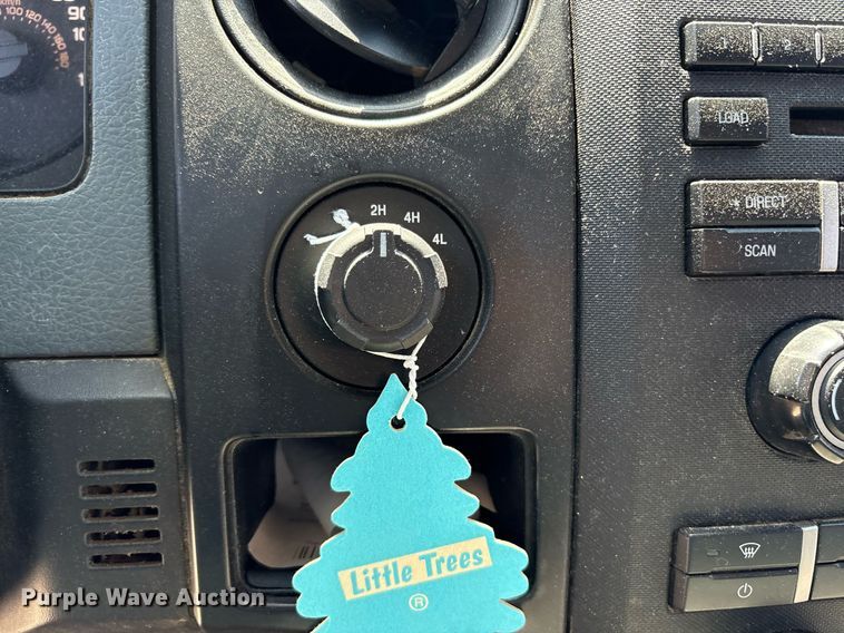 image for item DY0644 2014 Ford F150 SuperCab pickup truck