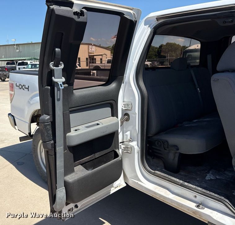 image for item DY0644 2014 Ford F150 SuperCab pickup truck