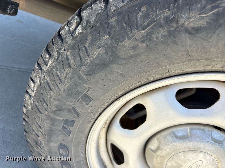 image for item DY0644 2014 Ford F150 SuperCab pickup truck