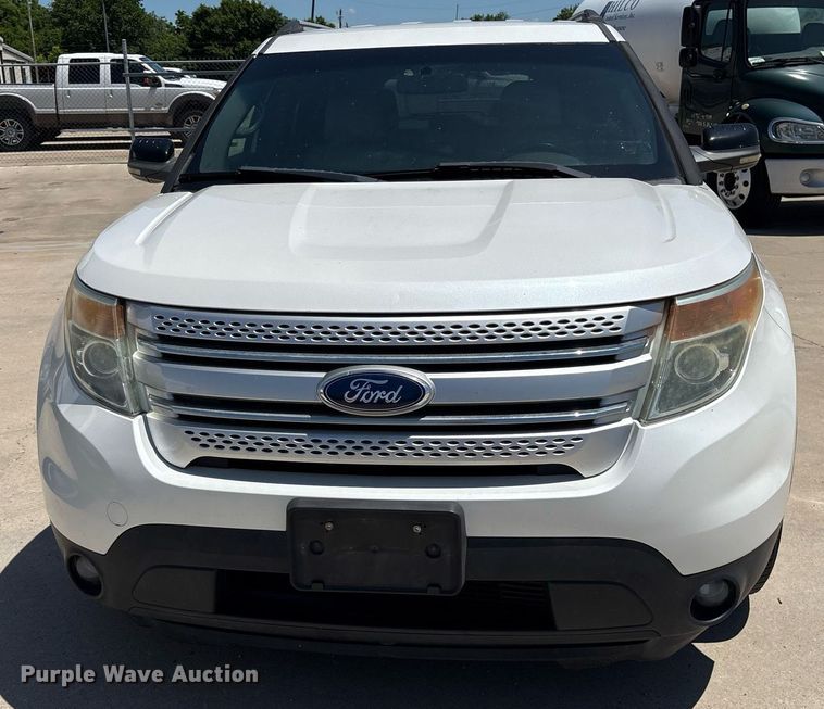 image for item DY0645 2012 Ford Explorer XLT SUV