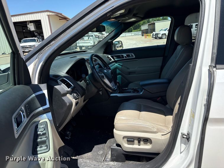 image for item DY0645 2012 Ford Explorer XLT SUV