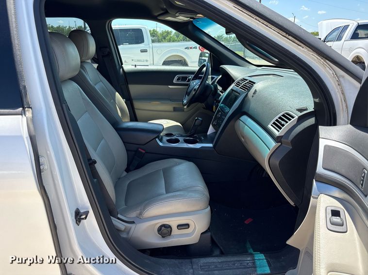 image for item DY0645 2012 Ford Explorer XLT SUV