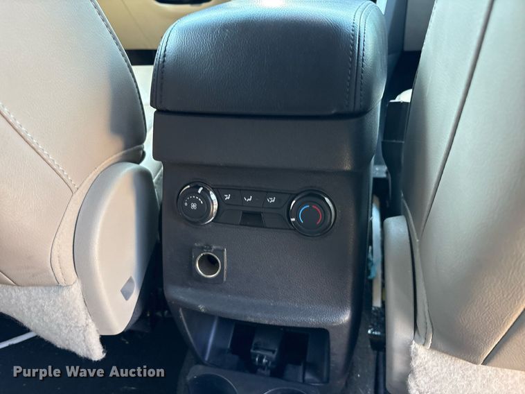 image for item DY0645 2012 Ford Explorer XLT SUV