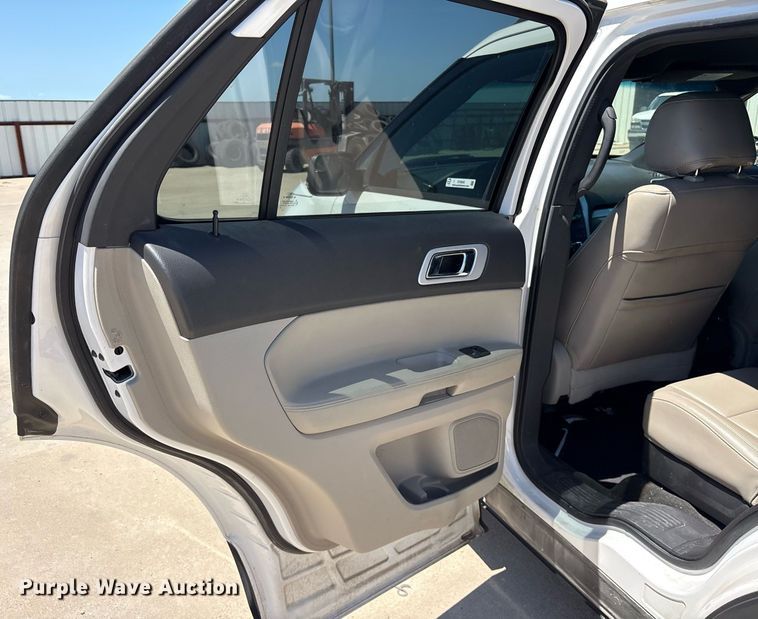 image for item DY0645 2012 Ford Explorer XLT SUV