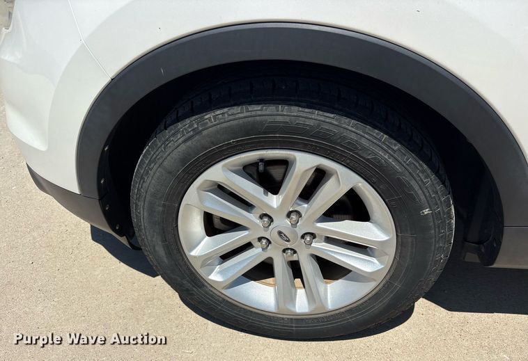 image for item DY0645 2012 Ford Explorer XLT SUV