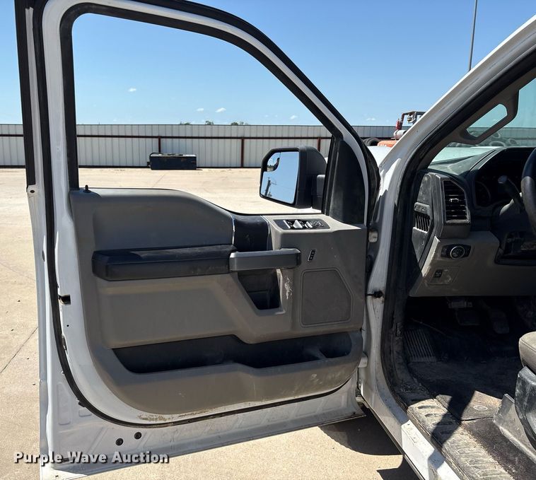 image for item DY0646 2018 Ford F150 SuperCrew pickup truck