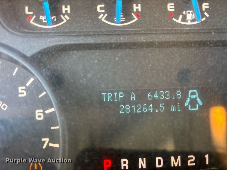 image for item DY0647 2013 Ford F150 SuperCrew pickup truck