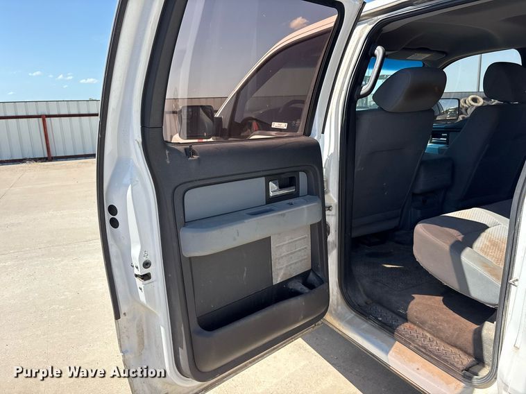 image for item DY0647 2013 Ford F150 SuperCrew pickup truck