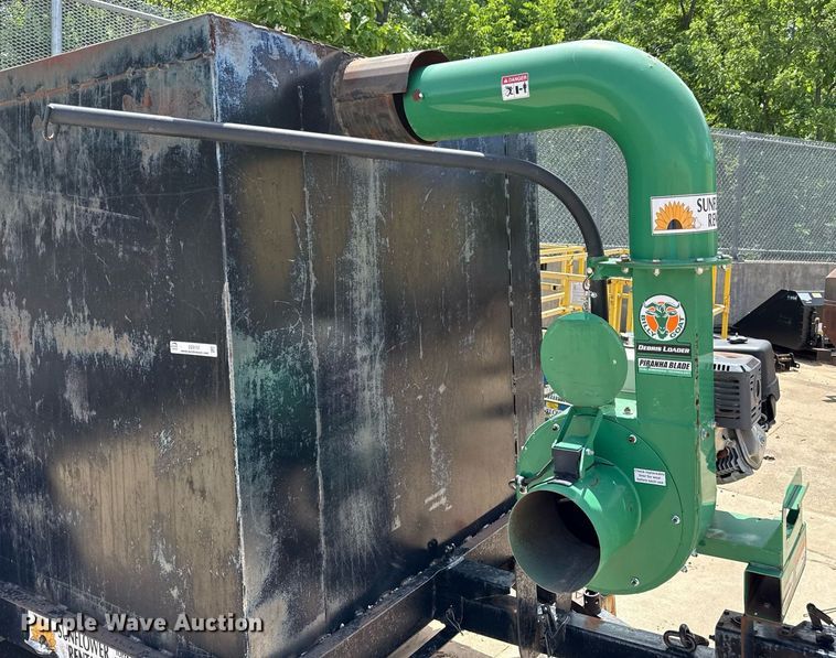 image for item DZ4151 Leaf vacuum