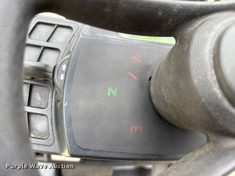 image for item DZ8525 2019 Yale GLP040SVXNEA084 forklift