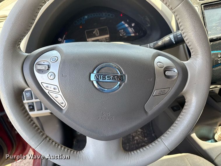 image for item DZ8546 2012 Nissan Leaf 
