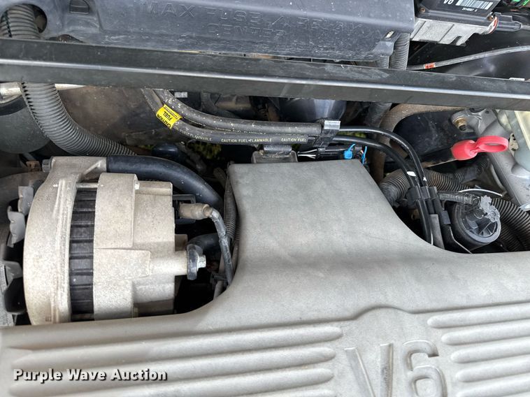 image for item DZ8568 1996 Pontiac Bonneville SE 