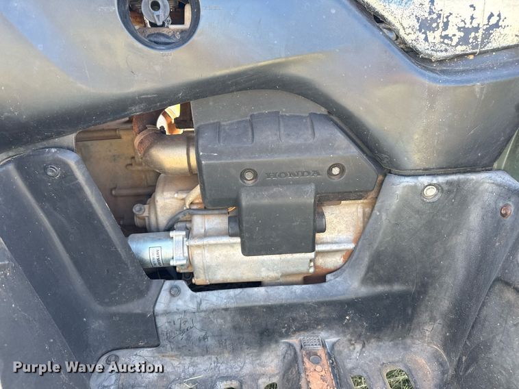 image for item DZ8587 2004 Honda Foreman Rubicon ATV