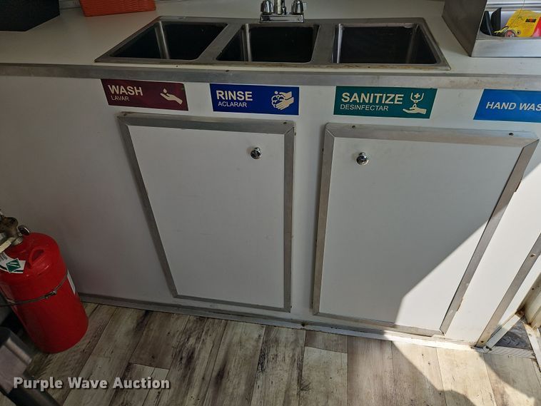 image for item EB8104 2022 Kaufman food trailer