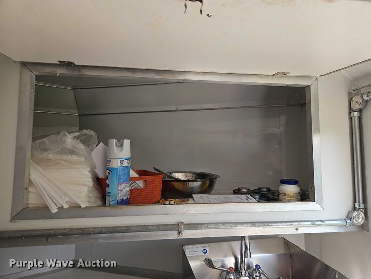 image for item EB8104 2022 Kaufman food trailer