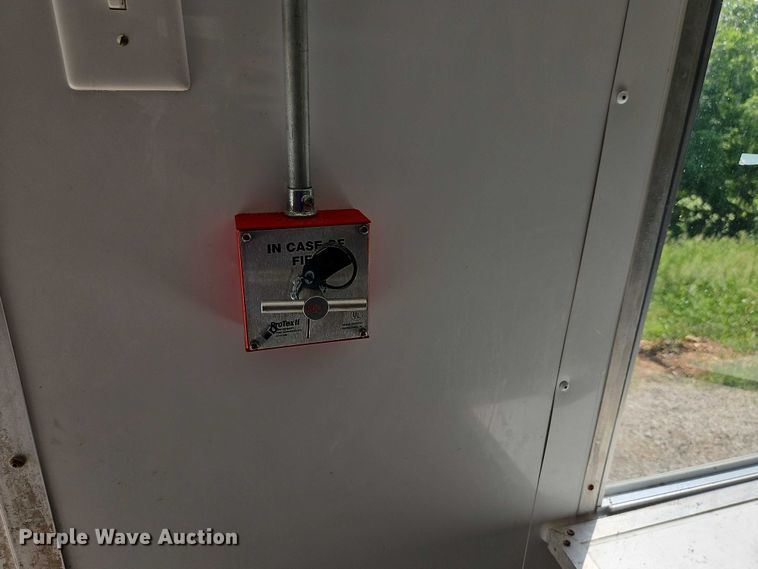 image for item EB8104 2022 Kaufman food trailer