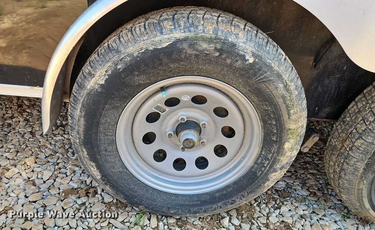 image for item EB8104 2022 Kaufman food trailer