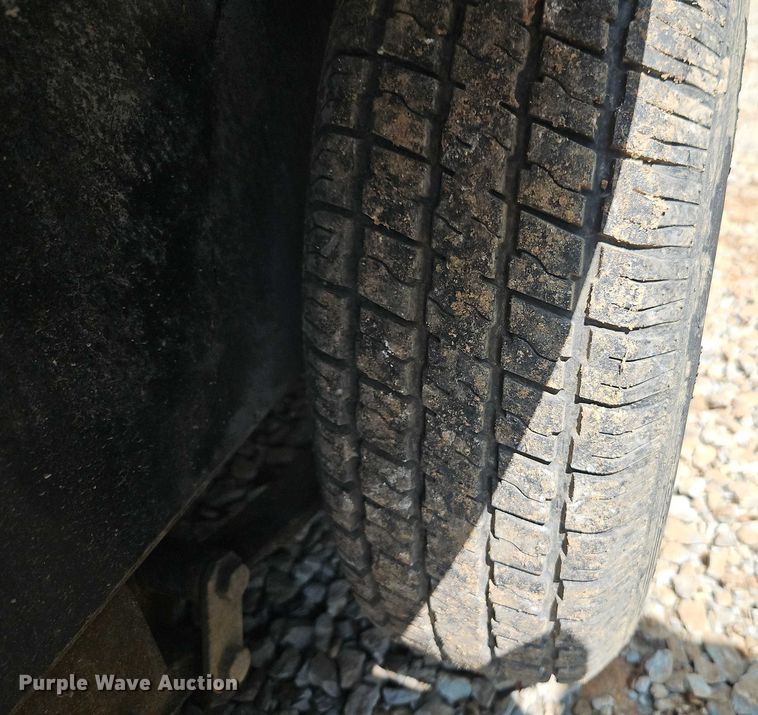 image for item EB8104 2022 Kaufman food trailer