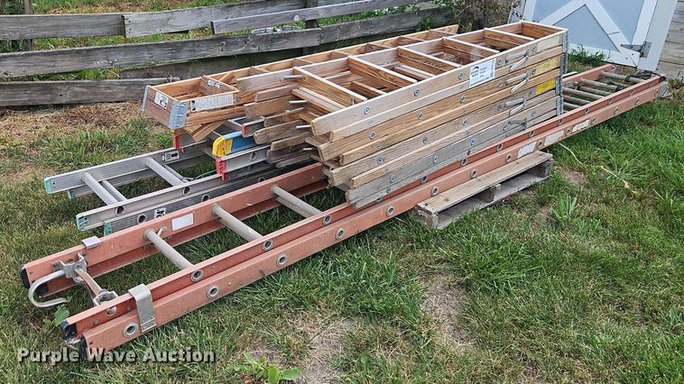 image for item EB8139 Approximately 8 ladders