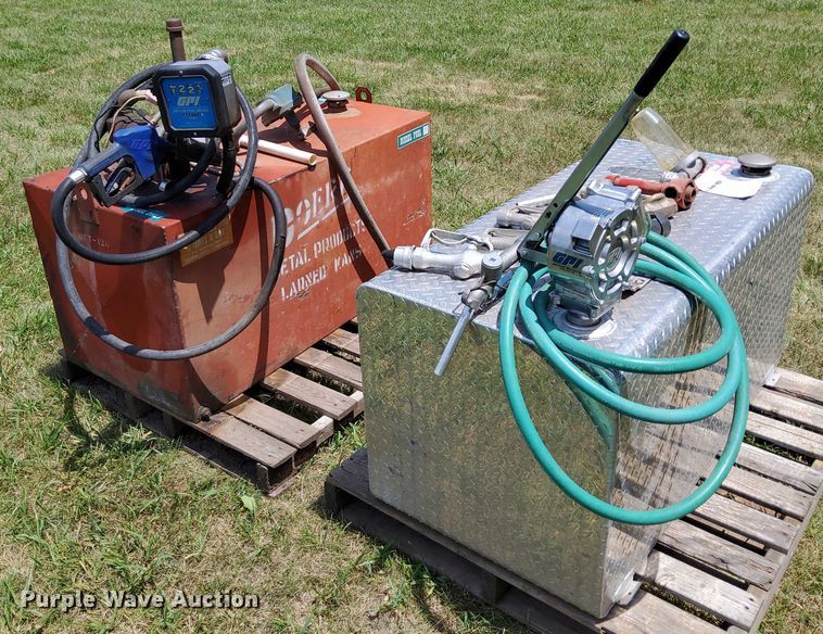 image for item EB8141 (2) fuel tanks