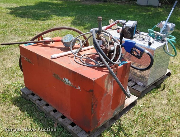 image for item EB8141 (2) fuel tanks