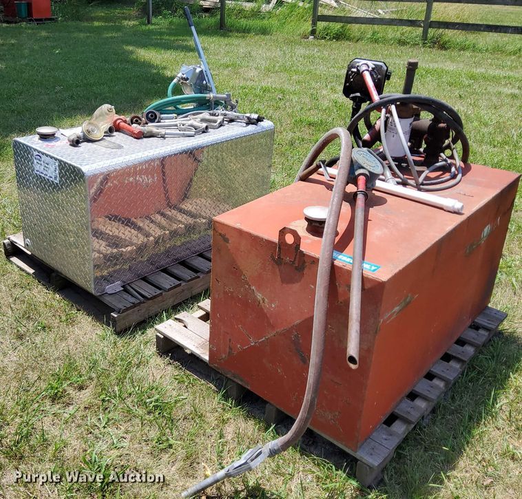 image for item EB8141 (2) fuel tanks