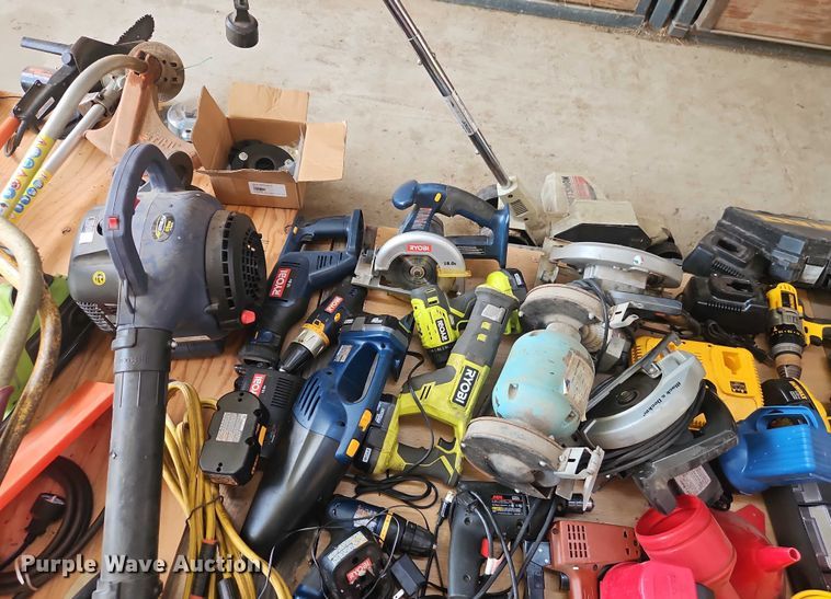 image for item EB8142 Tools