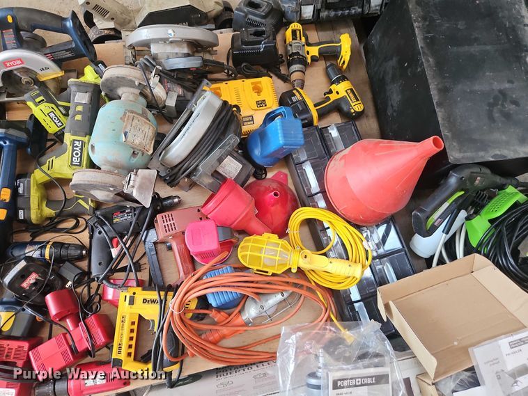 image for item EB8142 Tools