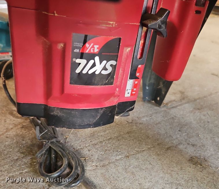 image for item EB8142 Tools