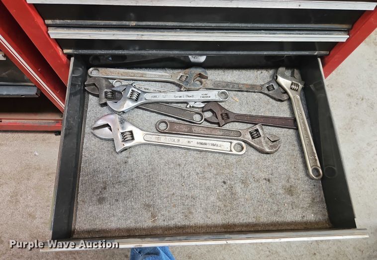 image for item EB8142 Tools