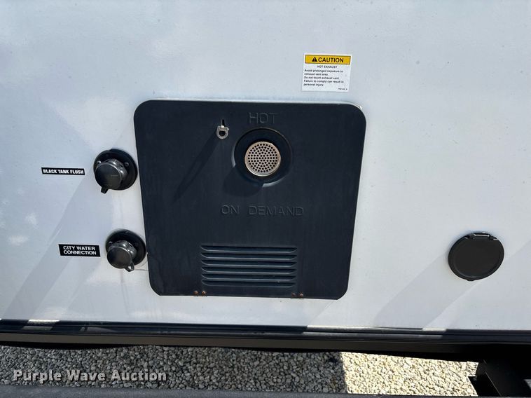 image for item EC3669 2025 Forest River Prime Time Tracer Ultra-Lite camper