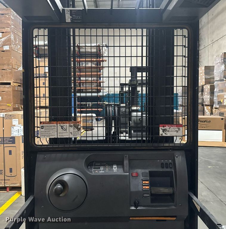 image for item EC3679 2016 Crown SP3520-30 order picker