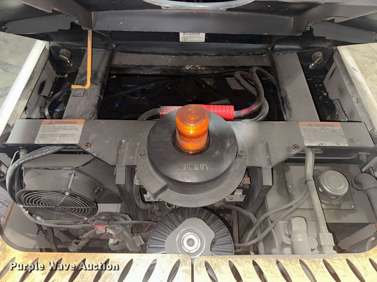 image for item EC3679 2016 Crown SP3520-30 order picker