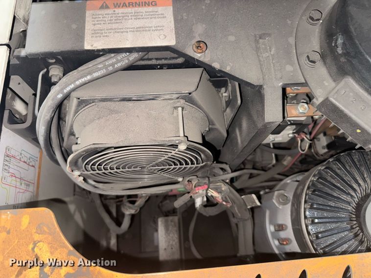 image for item EC3679 2016 Crown SP3520-30 order picker