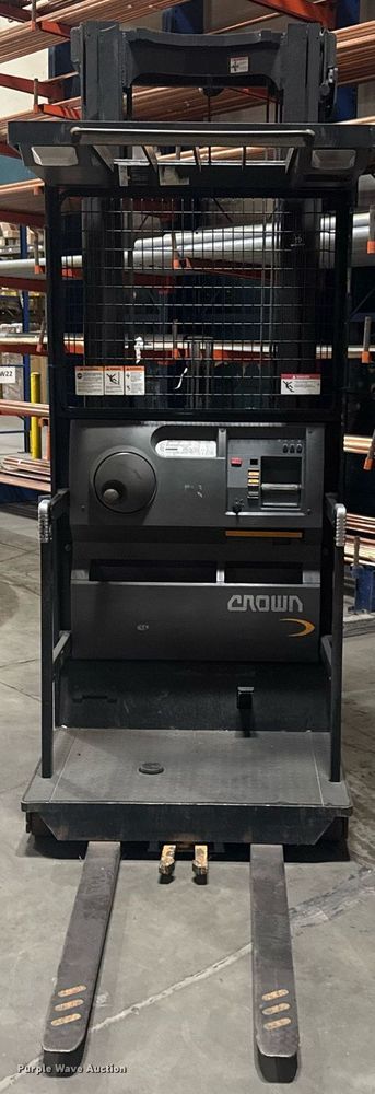 image for item EC3680 Crown SP 3500 order picker