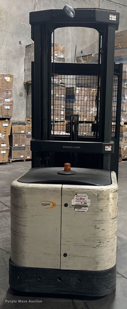 image for item EC3680 Crown SP 3500 order picker